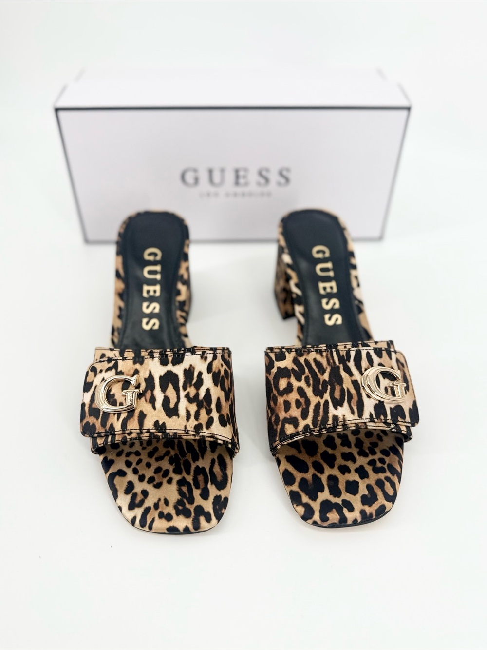 NWT GUESS Gallai3 Leopard Print Block Heel Mule Sandals Size 6.5